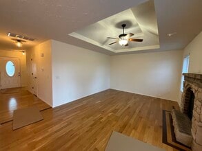 3812 N 29th St in Ozark, MO - Building Photo - Building Photo