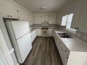 1000 Sandberg Ln in Rocky Mount, NC - Building Photo - Building Photo