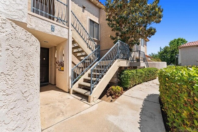 11174 Kelowna Rd, Unit 28 in San Diego, CA - Building Photo - Building Photo