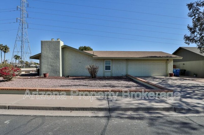 1355 E McLellan Rd in Mesa, AZ - Building Photo - Building Photo