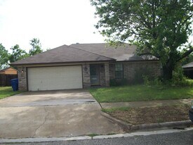 109 E Blancas Dr in Copperas Cove, TX - Building Photo