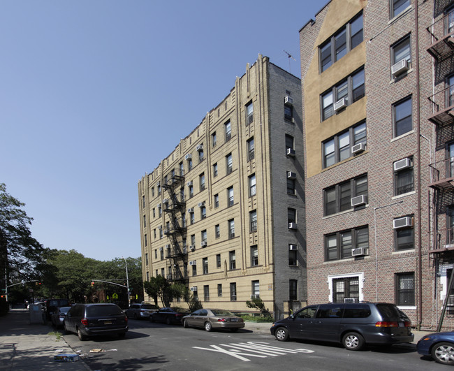 5023 14th Ave in Brooklyn, NY - Building Photo - Building Photo