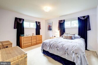 5902 Holland Rd in Rockville, MD - Building Photo - Building Photo