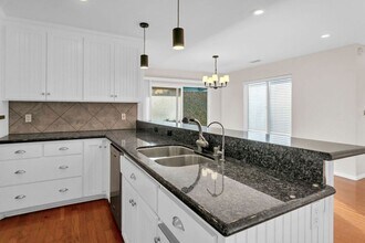 1338 Missouri St in San Diego, CA - Building Photo - Building Photo