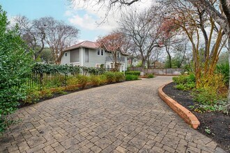 1502 Murray Ln in Austin, TX - Building Photo - Building Photo