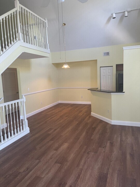 1661 SE Pomeroy St in Stuart, FL - Building Photo