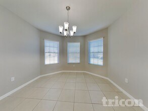 244 Hamlet Rd in Davenport, FL - Foto de edificio - Building Photo