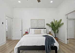 506 E Evergreen St in San Antonio, TX - Building Photo - Building Photo