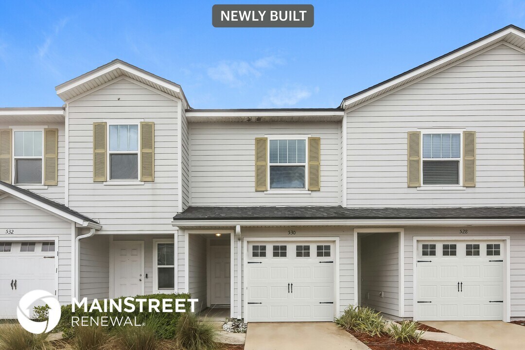 530 Eiseman Wy in Jacksonville, FL - Building Photo