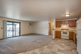Pulaski in Pulaski, WI - Foto de edificio - Interior Photo