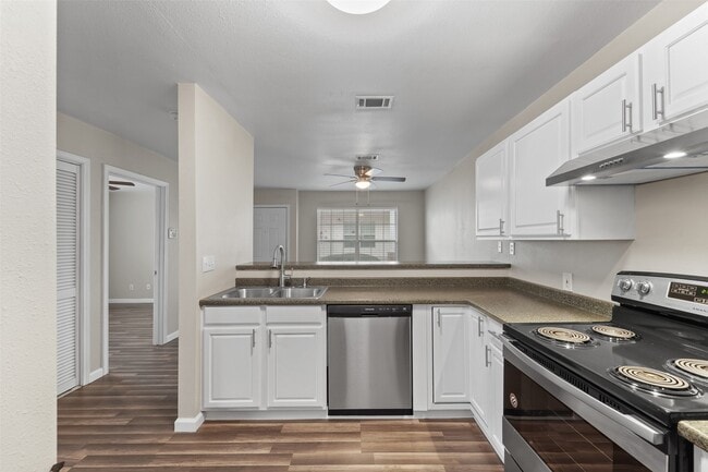 property at 44426 US-290 BUS