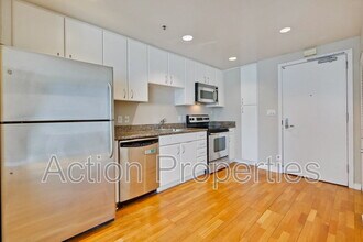 260 King St in San Francisco, CA - Building Photo - Building Photo