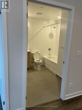 25 Nicholas Ave in Toronto, ON - Building Photo - Building Photo