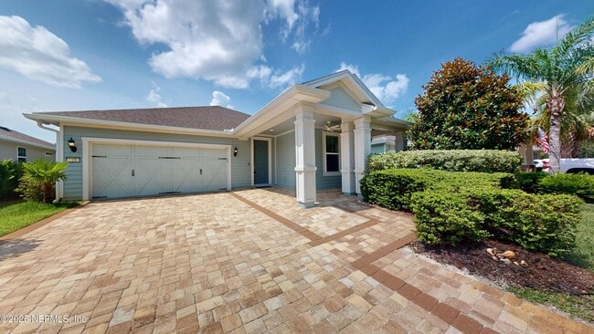 property at 29 Lakefront Ln