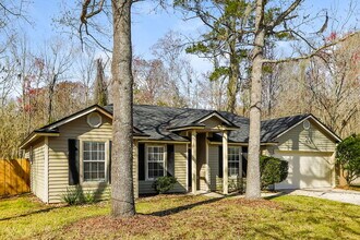 548 Edward Rutledge St in Orange Park, FL - Building Photo - Building Photo