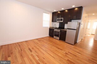 4255 EADS St NE in Washington, DC - Building Photo