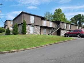 Highland Ridge Apartments in Guntersville, AL - Building Photo - Building Photo