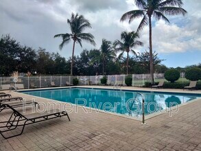 261 SW Palm Dr in Port St. Lucie, FL - Building Photo - Building Photo
