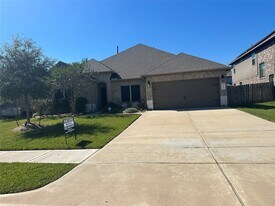 6329 Clearwater Dr in League City, TX - Building Photo