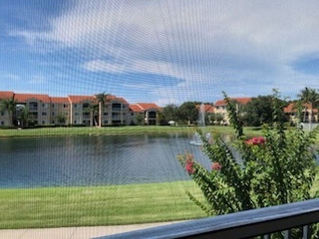 property at 1550 S 42ND Cir