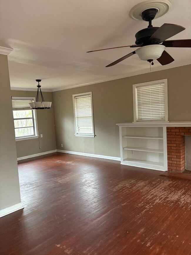 property at 3818 Eddy Pl