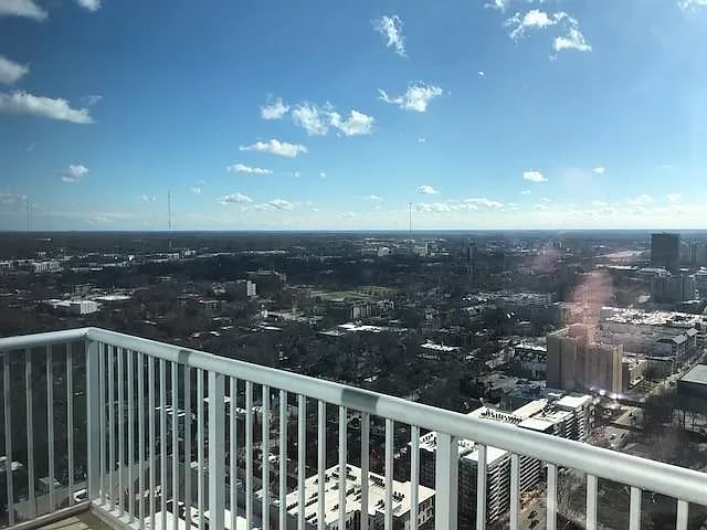 855 Peachtree St NE in Atlanta, GA - Foto de edificio - Building Photo