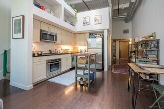 1 Aberdeen Way in Cambridge, MA - Building Photo - Building Photo