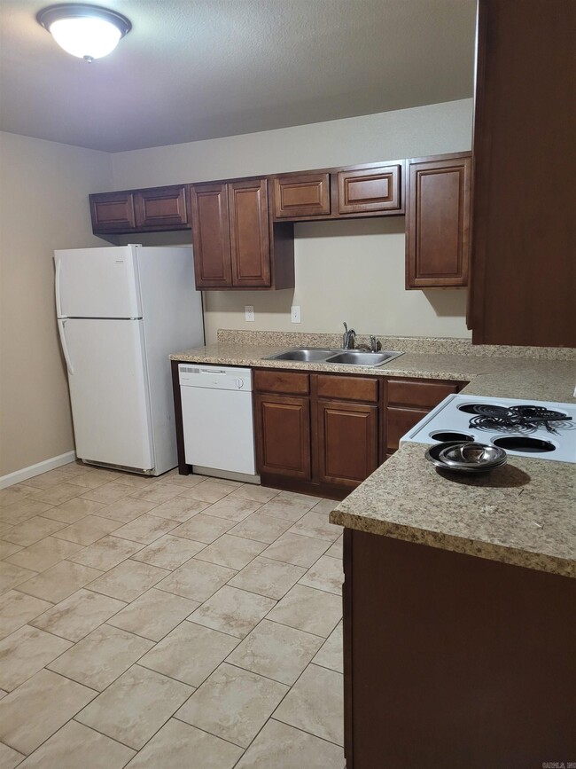 property at 1100 Appianway St