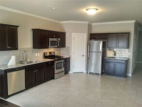 2737 W Kilimanjaro Way in Rogers, AR - Building Photo - Building Photo