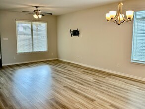 810 Mineral Wells Ln in College Station, TX - Building Photo - Building Photo