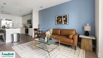 3240 Champion Ring Rd, Unit 1221 in Ft. Myers, FL - Building Photo