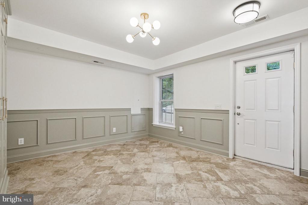 284 Parker Ave in Philadelphia, PA - Building Photo