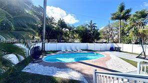 1512 Wiley St in Hollywood, FL - Foto de edificio - Building Photo