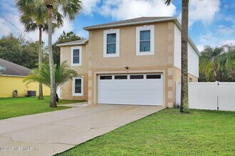 77 London Dr in Palm Coast, FL - Building Photo - Building Photo