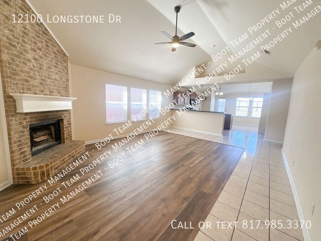 12100 Long Stone Dr in Burleson, TX - Building Photo - Building Photo