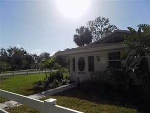 1485 Morningside Dr in Mount Dora, FL - Building Photo - Building Photo