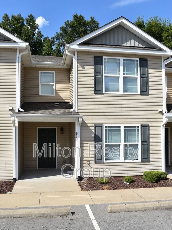 property at 91 River Stancil Dr