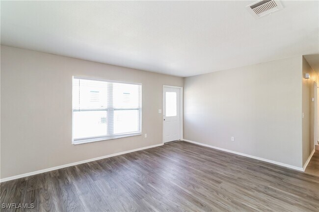 5142 Escalante Dr in North Port, FL - Building Photo - Building Photo