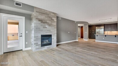 4803 N Woodmere Fairway in Scottsdale, AZ - Building Photo - Building Photo