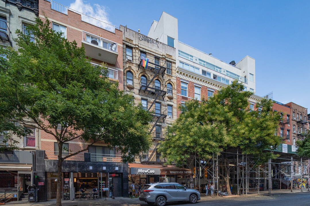 17 Saint Marks Place in New York, NY - Foto de edificio