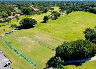 3107 Heatherwood Ln in Sarasota, FL - Foto de edificio - Building Photo