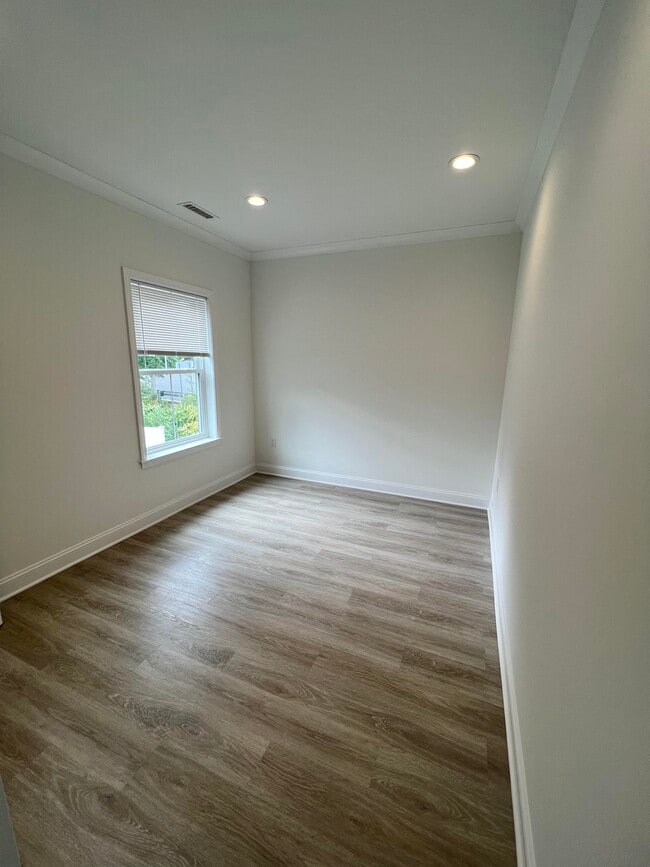 93 Boston Post Rd, Unit A in Milford, CT - Building Photo - Building Photo