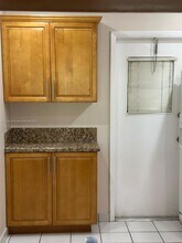 5790 Stirling Rd in Hollywood, FL - Building Photo - Building Photo