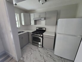 8335 Bonner Dr in Houston, TX - Building Photo