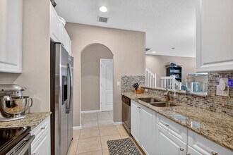 5296 Palm Colony Dr in Lake Worth, FL - Foto de edificio - Building Photo