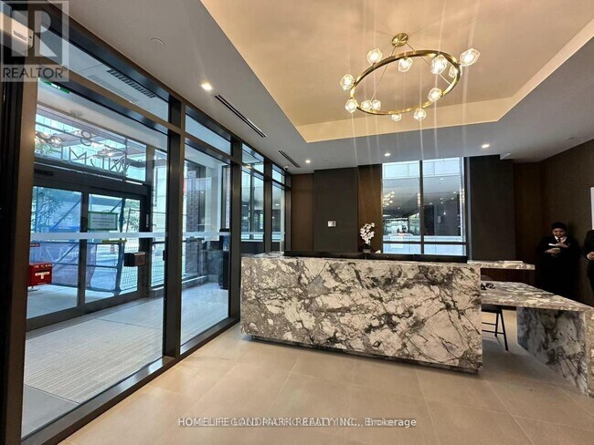 8-3508 Widmer St in Toronto, ON - Building Photo - Building Photo