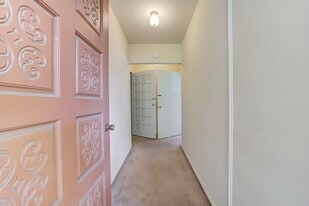 604 S Flood Ave in Norman, OK - Building Photo