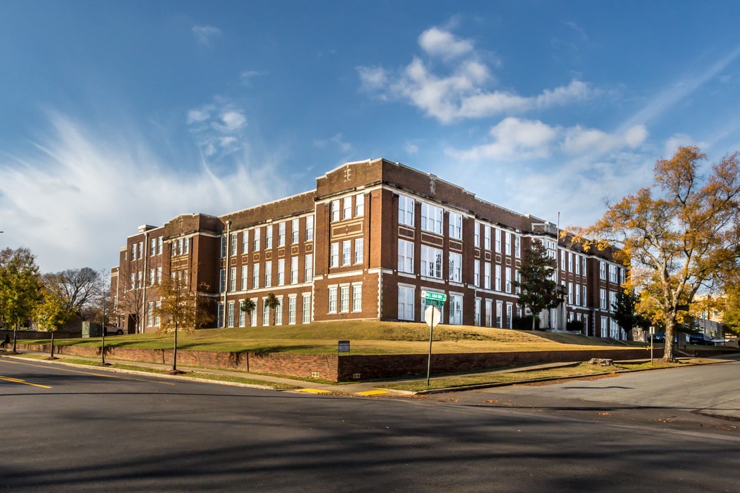 Westside Lofts in Little Rock, AR - Building Photo