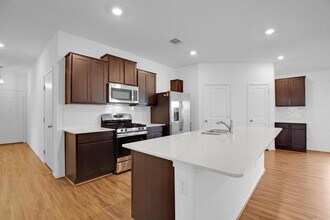 21409 Resource Rd in Pflugerville, TX - Building Photo - Building Photo