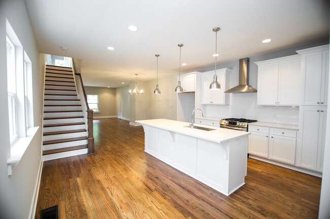 1822 10th Ave N in Nashville, TN - Building Photo - Building Photo